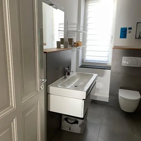 Apartament Haus Mit Tuermchen Solingen Zewnętrze zdjęcie