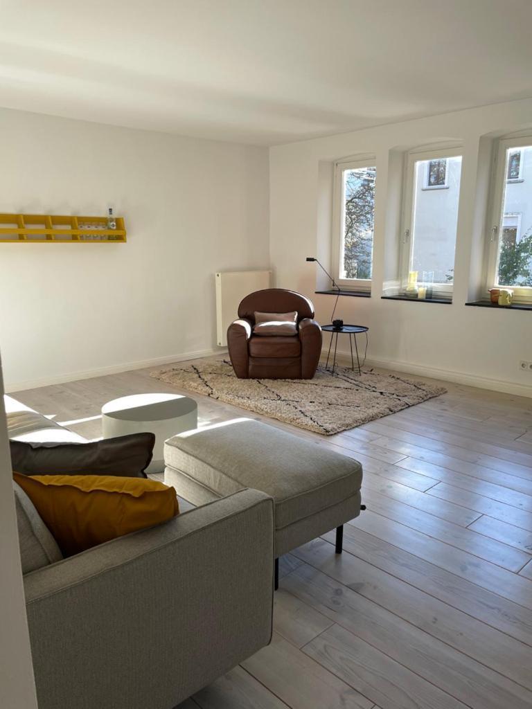Haus Mit Tuermchen * Solingen